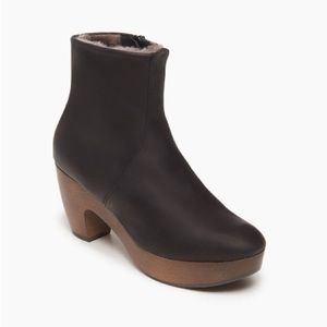 COCLICO Dark Leather Ankle Boots with Wooden Heel